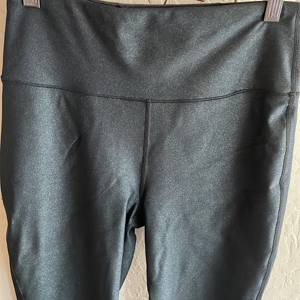 Good American navy metallic sparkled leggings; EUC.